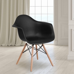 Black Plastic/Wood Chair