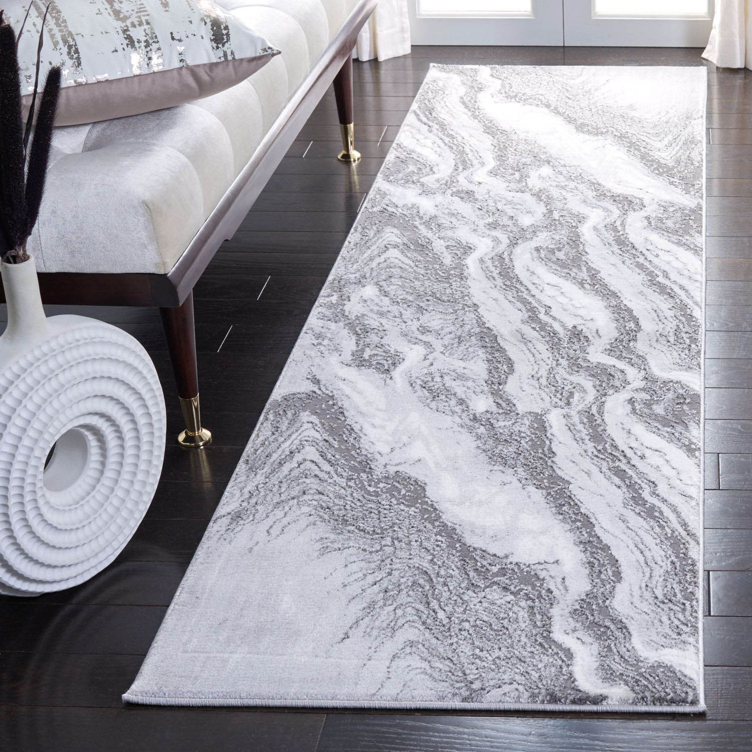 Craft 844 2'-3" X 8' Runner Rug