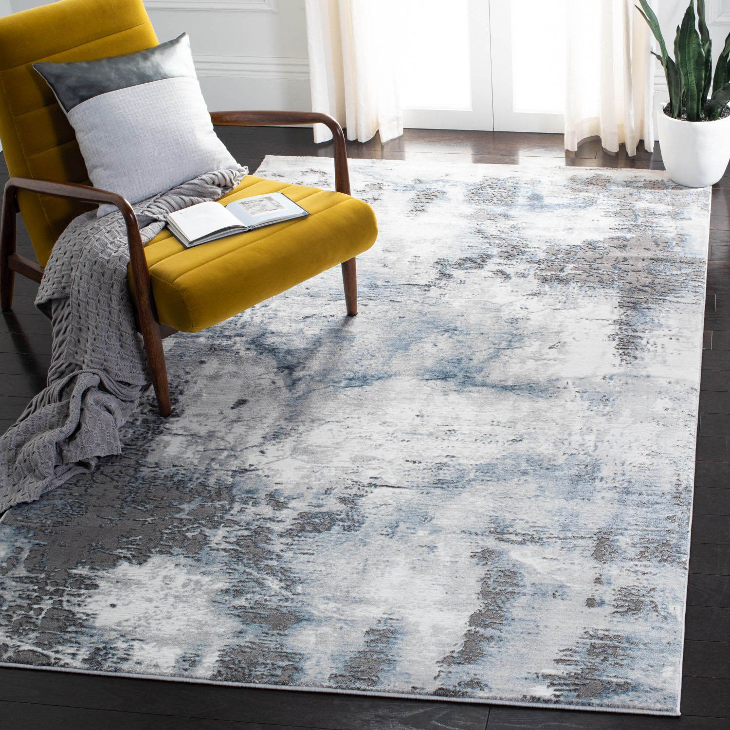 Craft 850 2'-7" X 5' Runner Rug