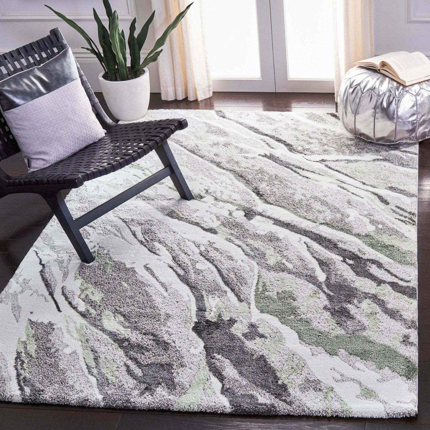 Century 324 4'-5" x 6'-5" Area Rug