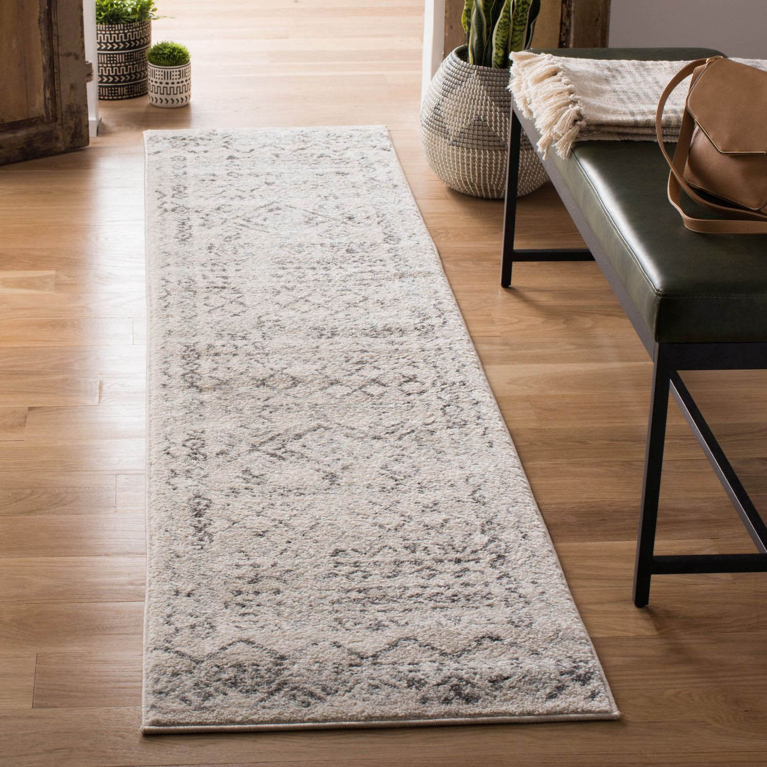 Tulum 268 2' X 13' Rug