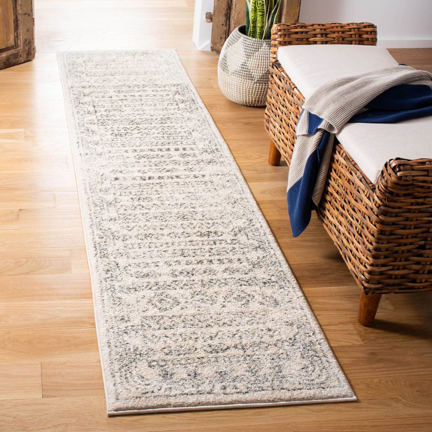 Tulum 271 2' X 11' Rug
