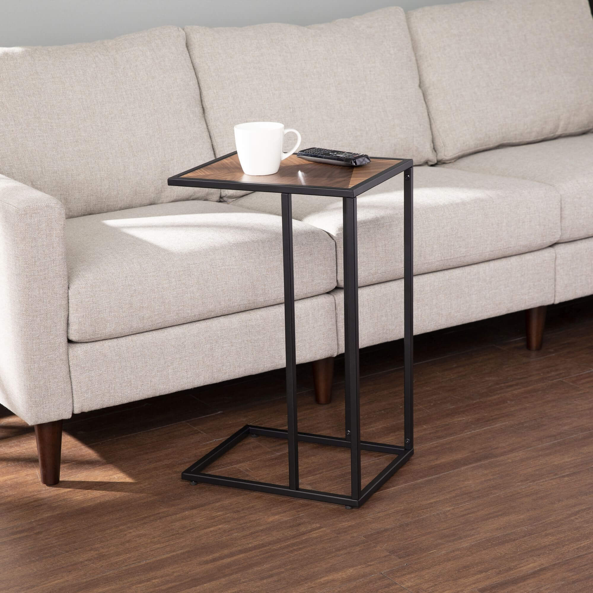 Bloxham Contemporary C-Table