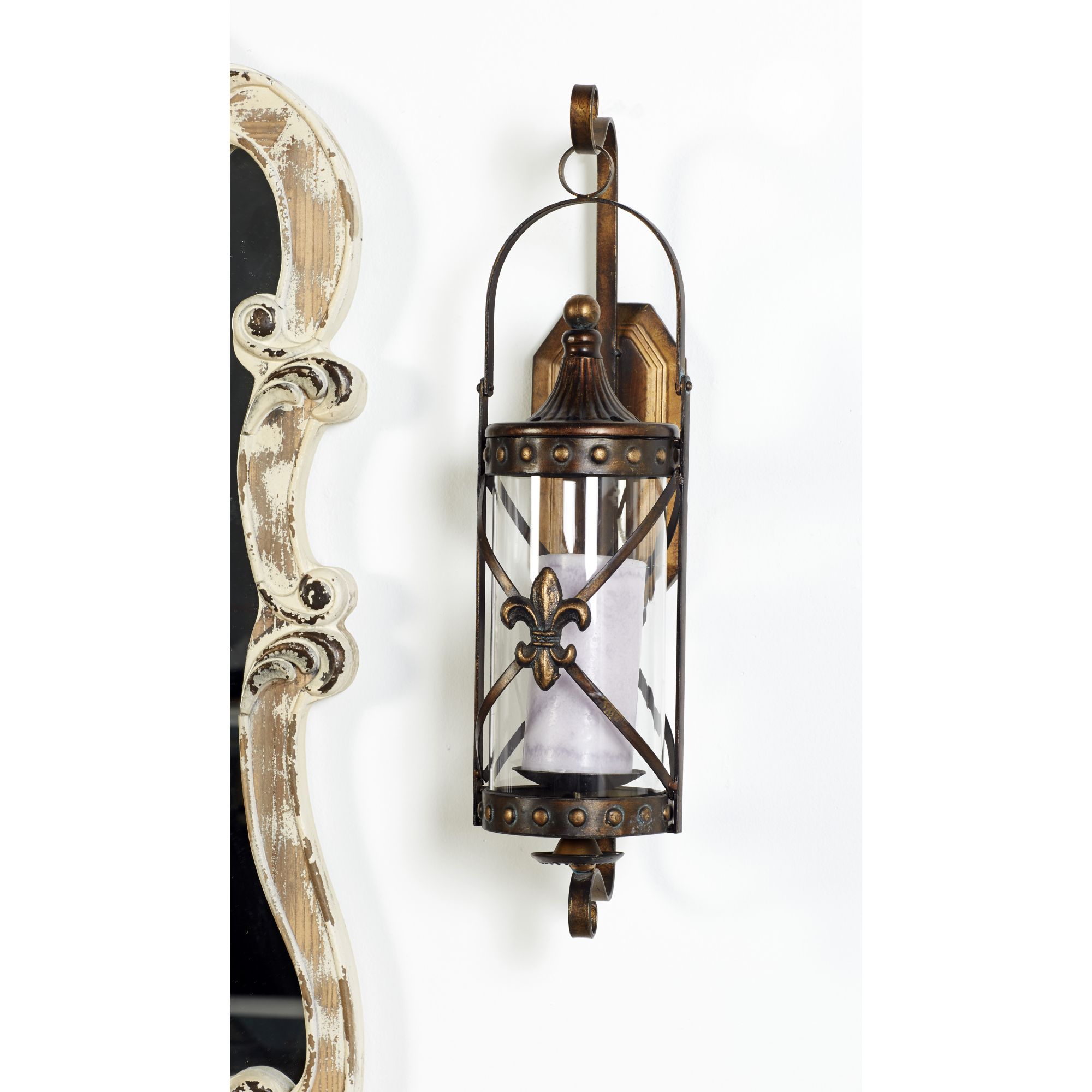 Glass Traditional Wall Sconce